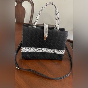 Black Woven hand / cross body with Snake-Print Trim - Women Bags .women’s